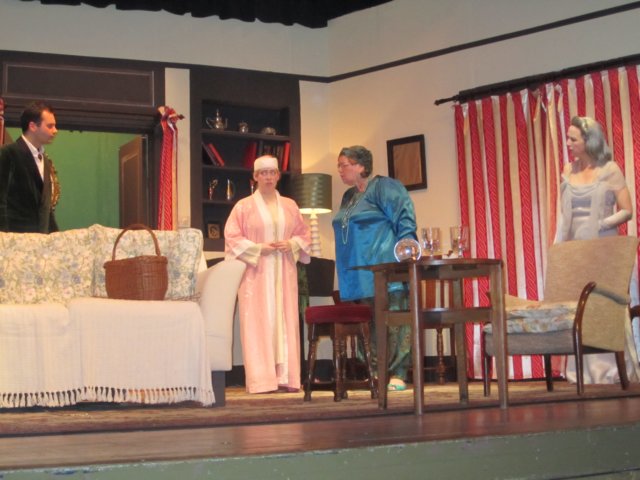 blithespirit022.jpg